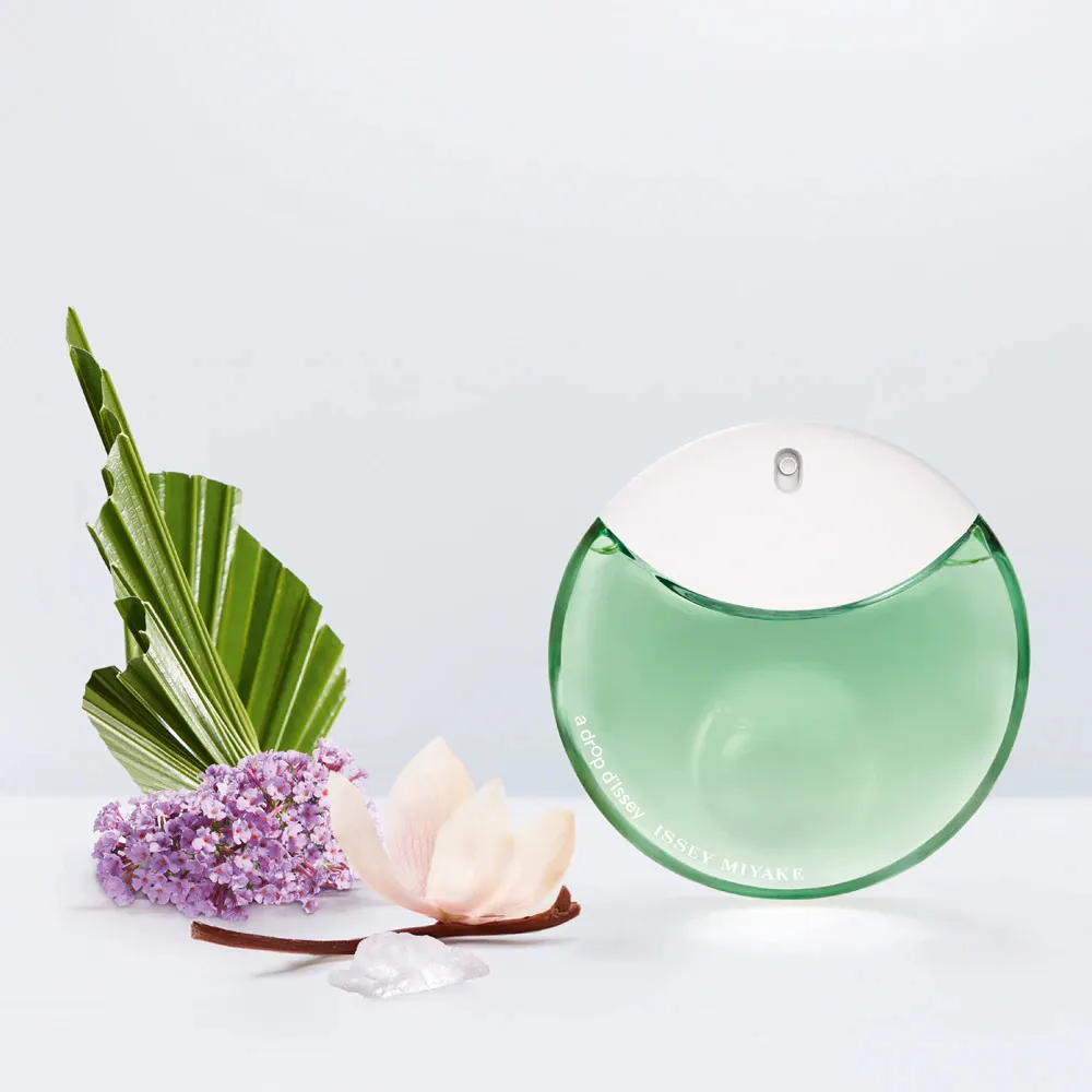 A Drop d'Issey Essentielle Eau de Parfum for women 90 ml