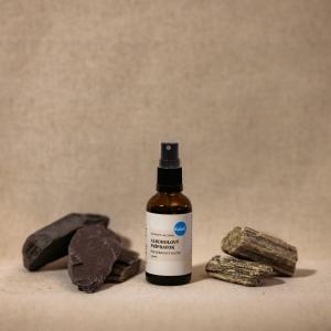 Alcohol preparation to maintain the hygienic condition of titanium microneedles and treatment roller