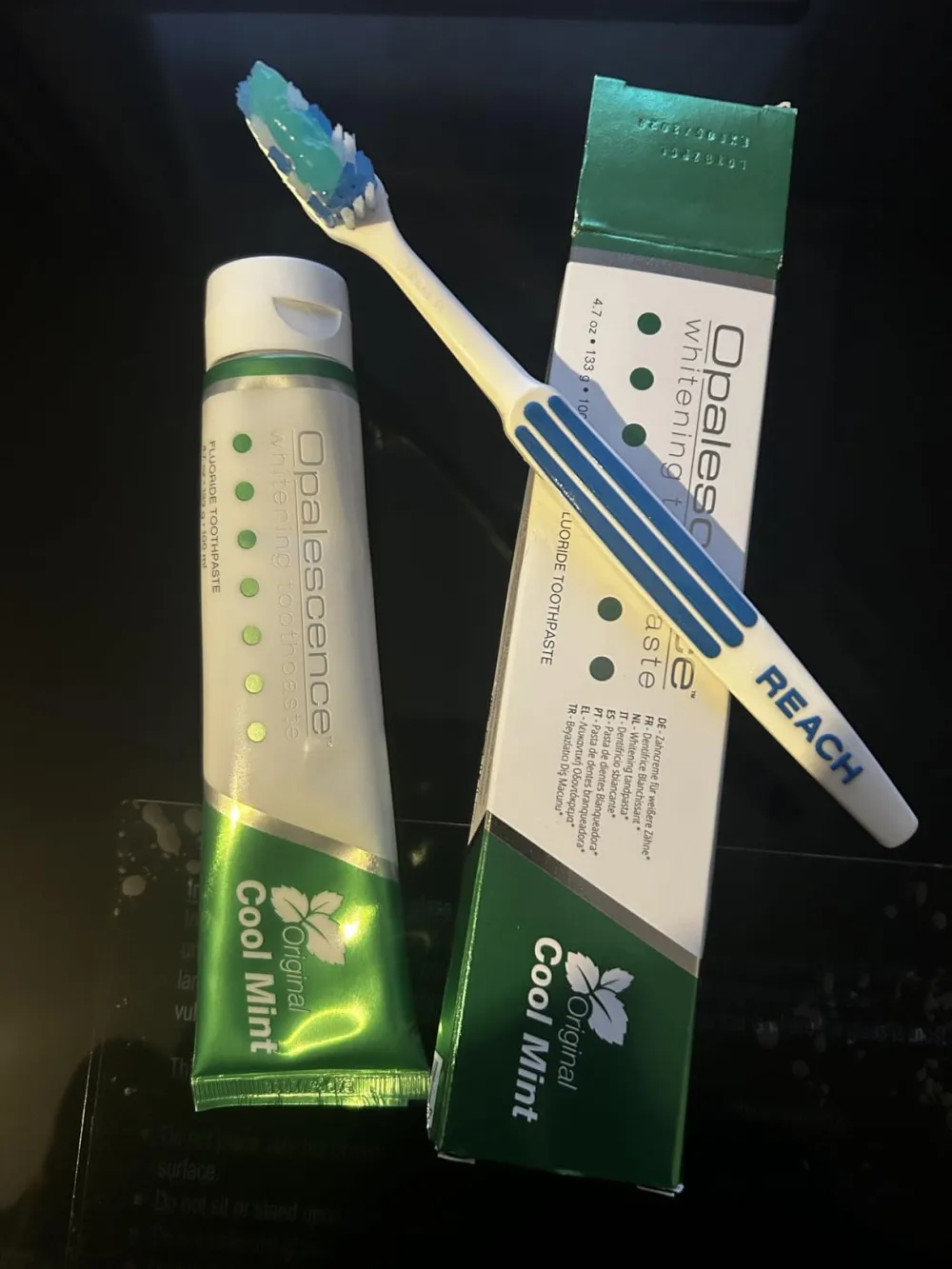 Cool Mint Whitening Toothpaste 133 g
