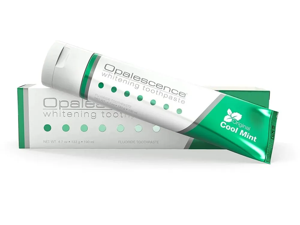 Cool Mint Whitening Toothpaste 133 g