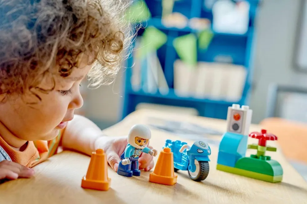 DUPLO® 10471 Blue Police Motorcycle
