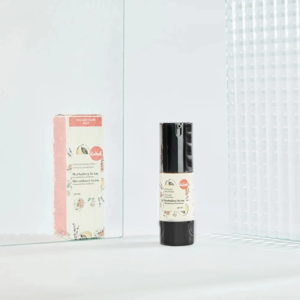 Kvitok Apricot day cream for sensitive skin (30 ml) - relieves irritation and redness