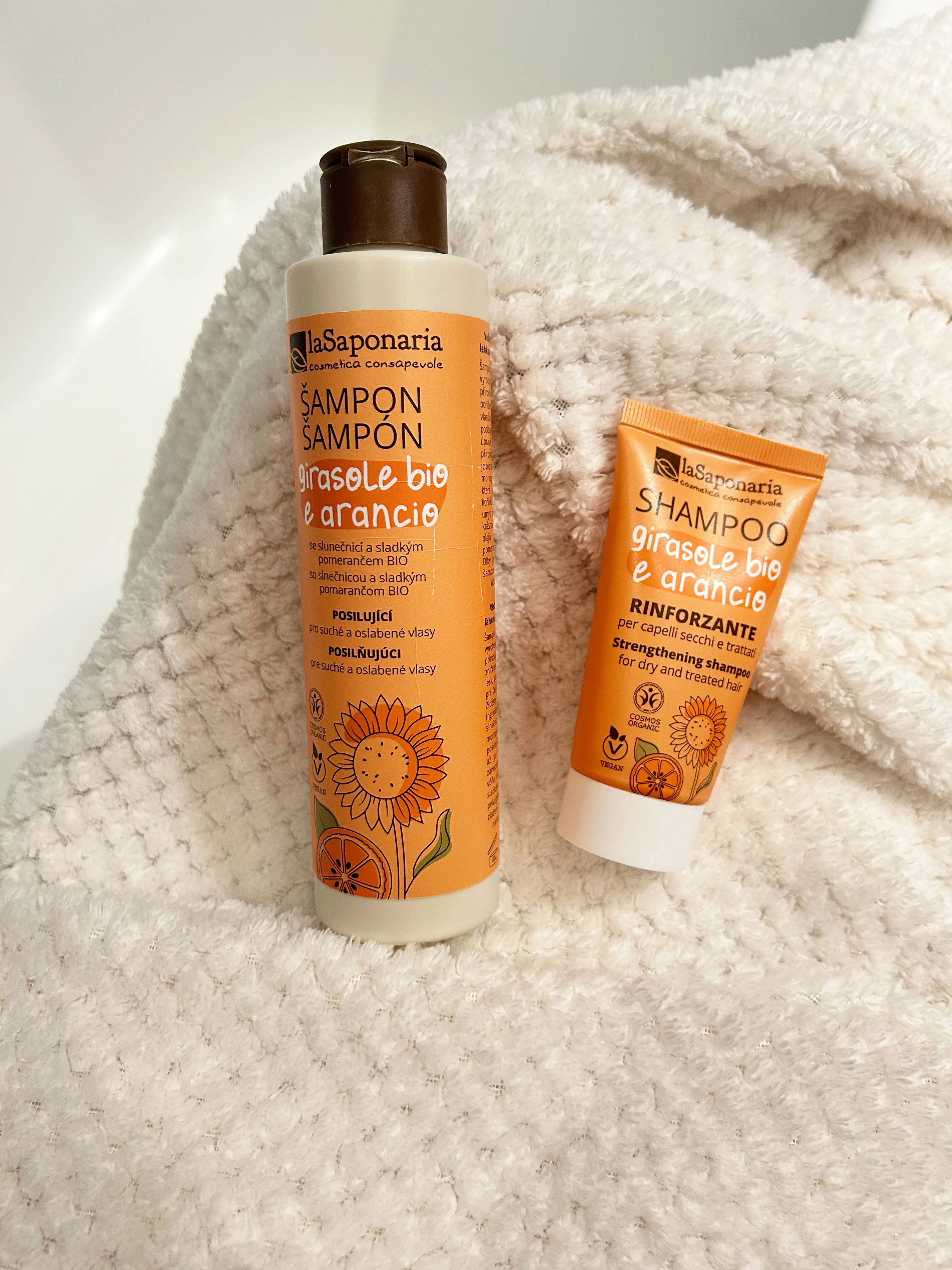 laSaponaria Organic Shampoo with Sunflower and Sweet Orange 30 ml