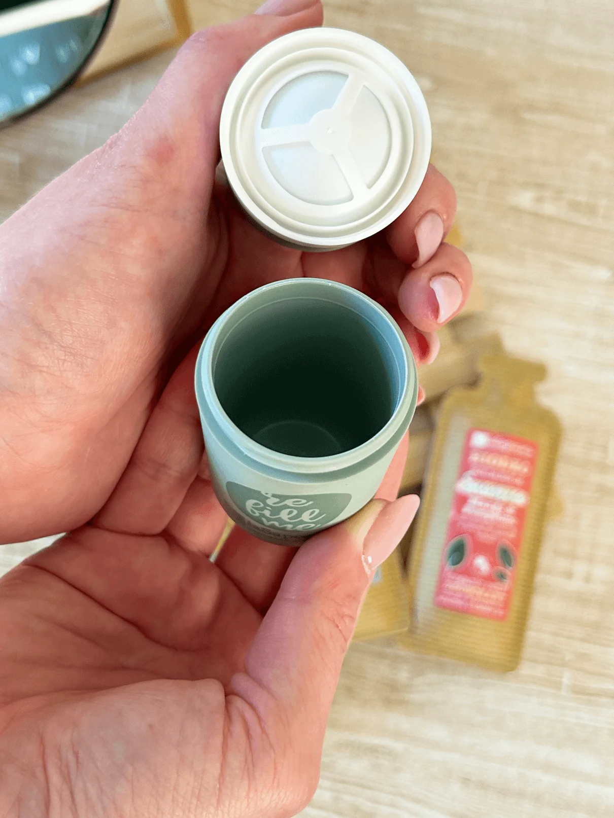 laSaponaria Roll-On Deodorant Applicator - Refillable - Sustainable Solution