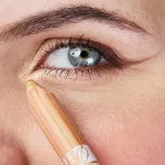 laSaponaria Organic Eye & Face Highlighter Pencil with Jojoba – Champagne Gold (1.1 g) – Adds Radiance and a Subtle Shimmer