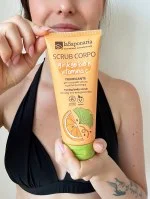 laSaponaria Body Scrub with Organic Ginkgo Biloba and Vitamin C 200 ml - for Smooth and Radiant Skin