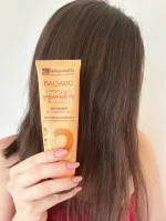 laSaponaria Nourishing conditioner with sunflower and avocado for dry and damaged hair 30 ml