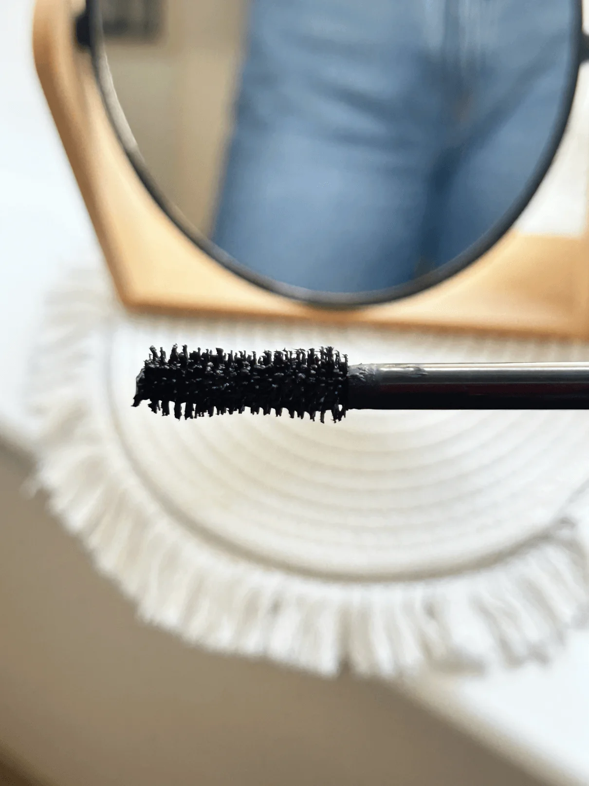 Lavera Lash to Impress Mascara (13 ml) - Black - Volume and Nourishment Without Smudging