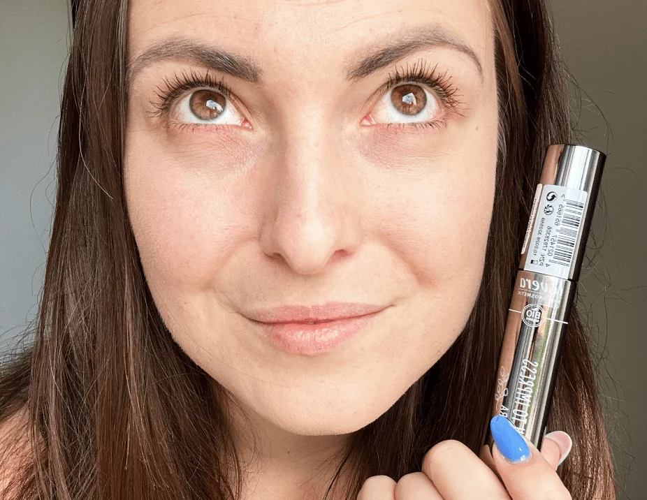 Lavera Lash to Impress Mascara (13 ml) - Black - Volume and Nourishment Without Smudging