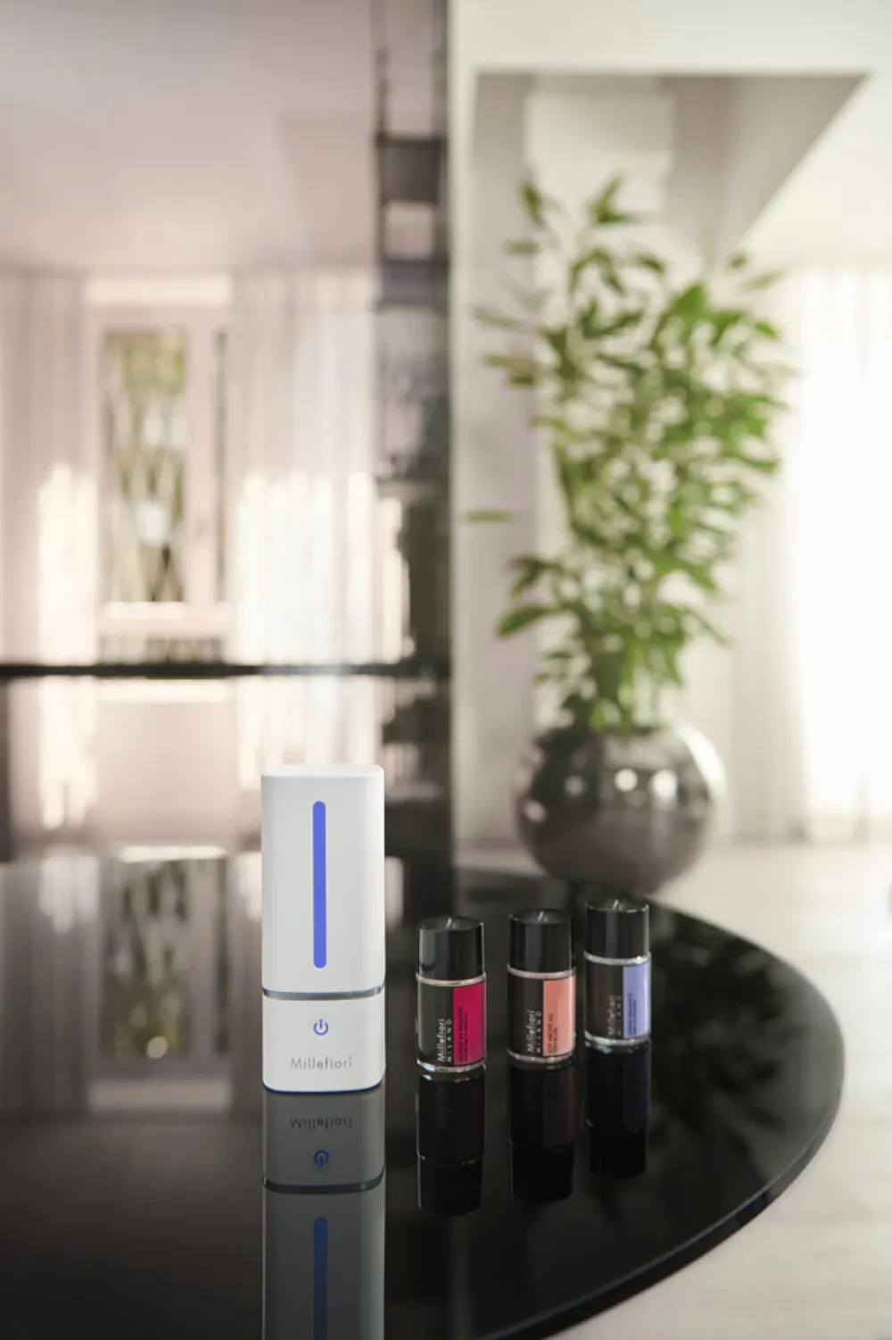 Moveo compact fragrance diffuser     white Bílý