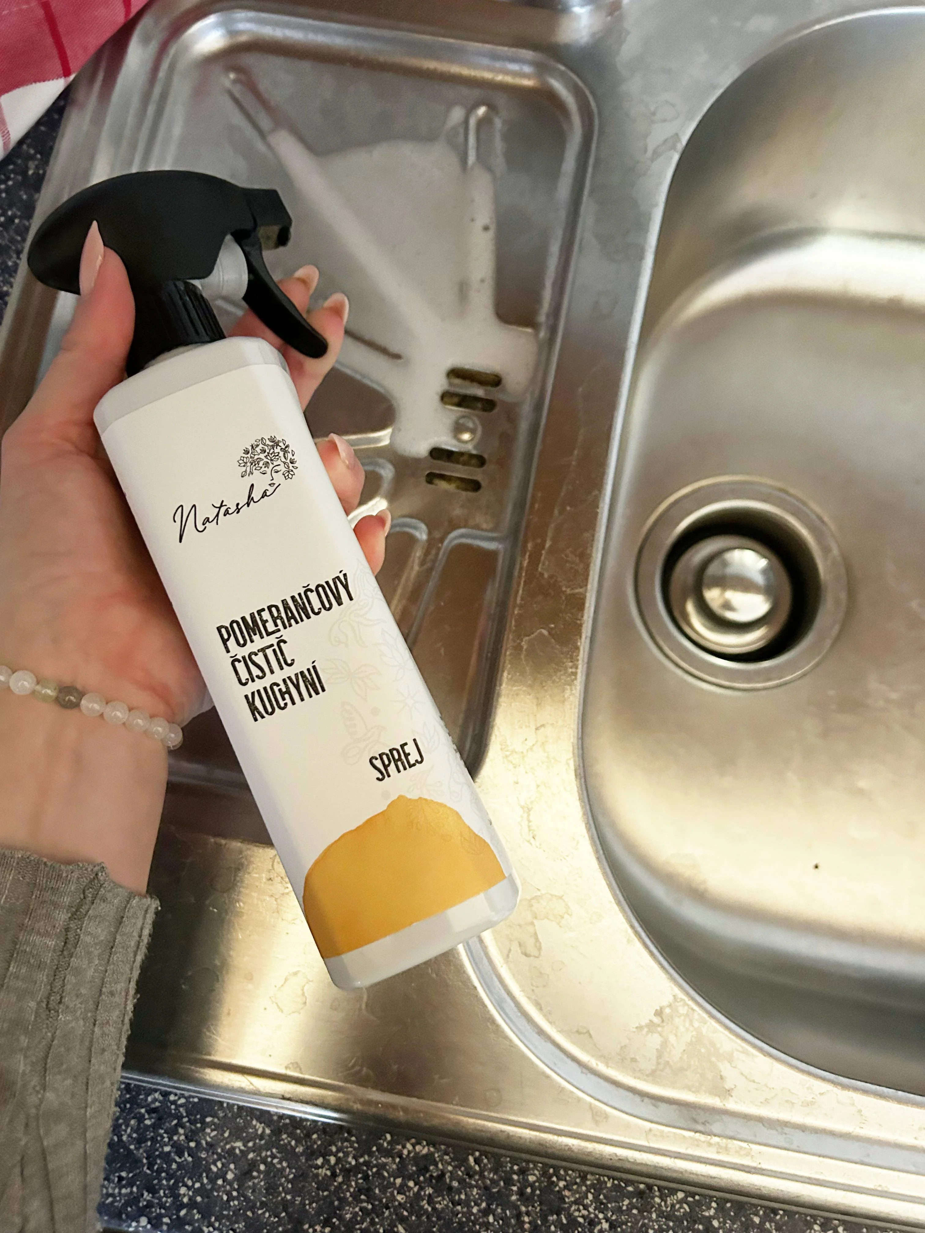 Natasha Orange Kitchen Cleaner - Spray (500 ml) - Universal Degreaser Spray