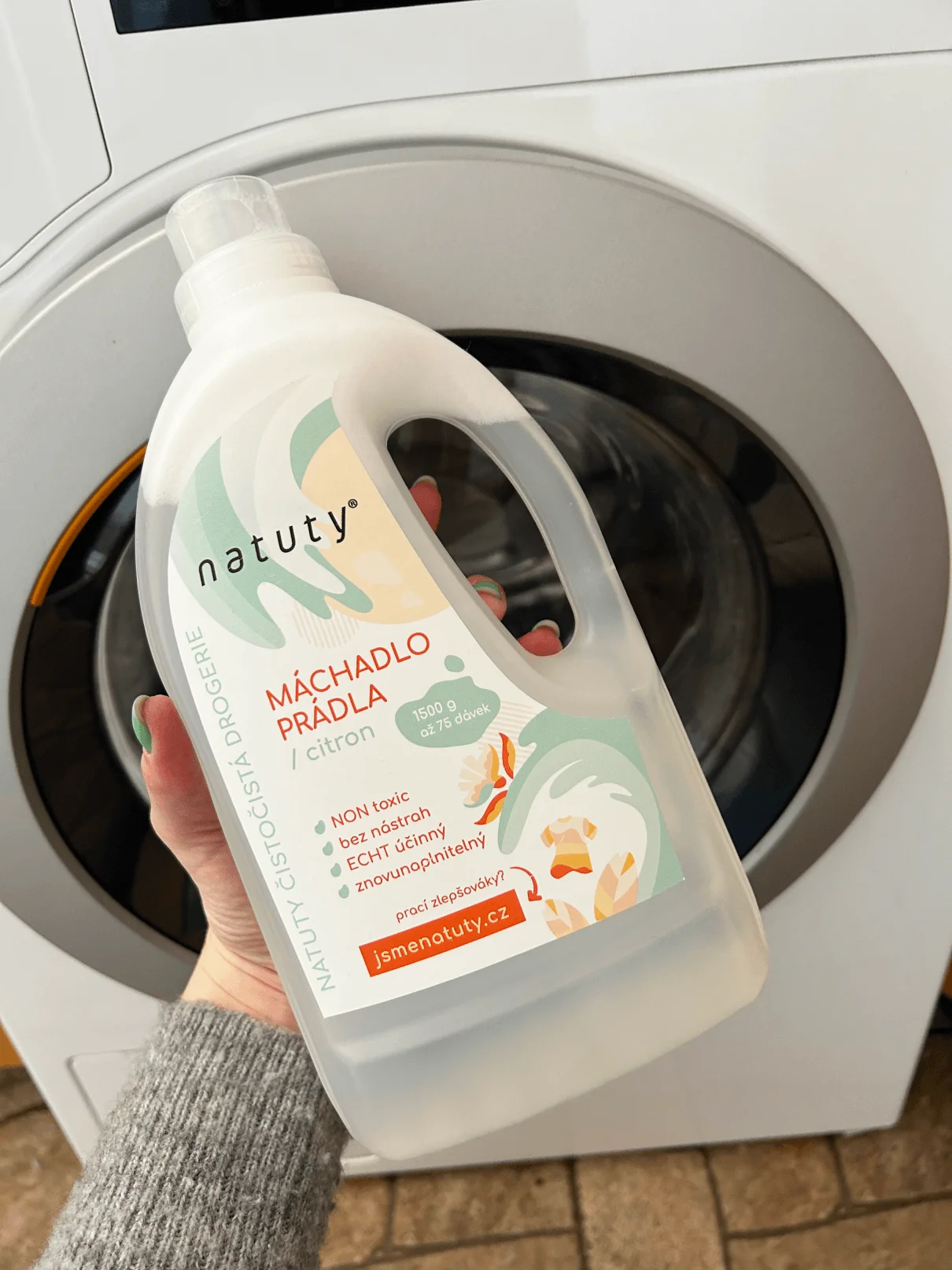 Natuty Lemon-Scented Laundry Rinse 1 l