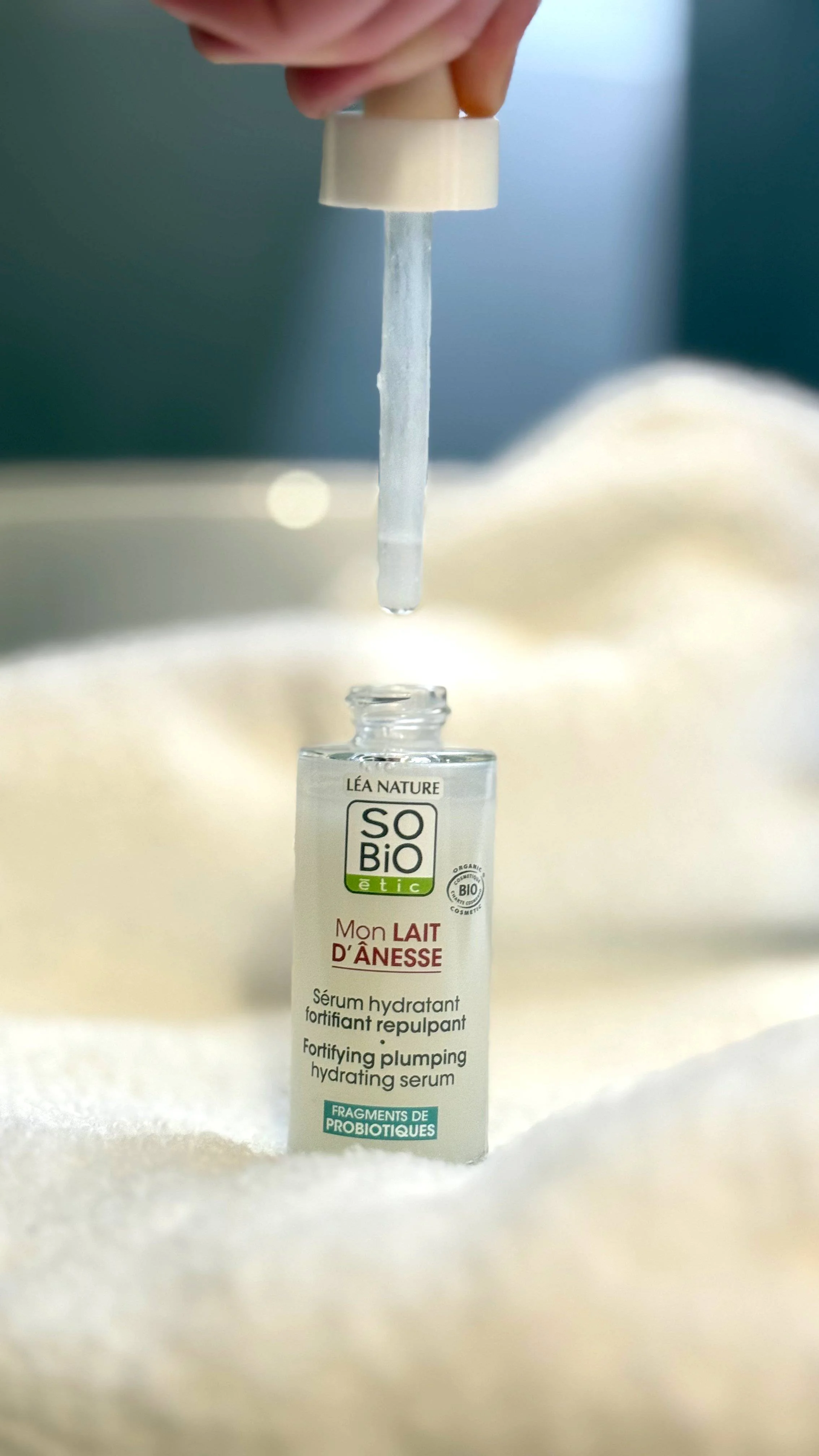 SO’BiO étic Strengthening Moisturizing Serum with Organic Donkey Milk (30 ml) - with Hyaluronic Acid