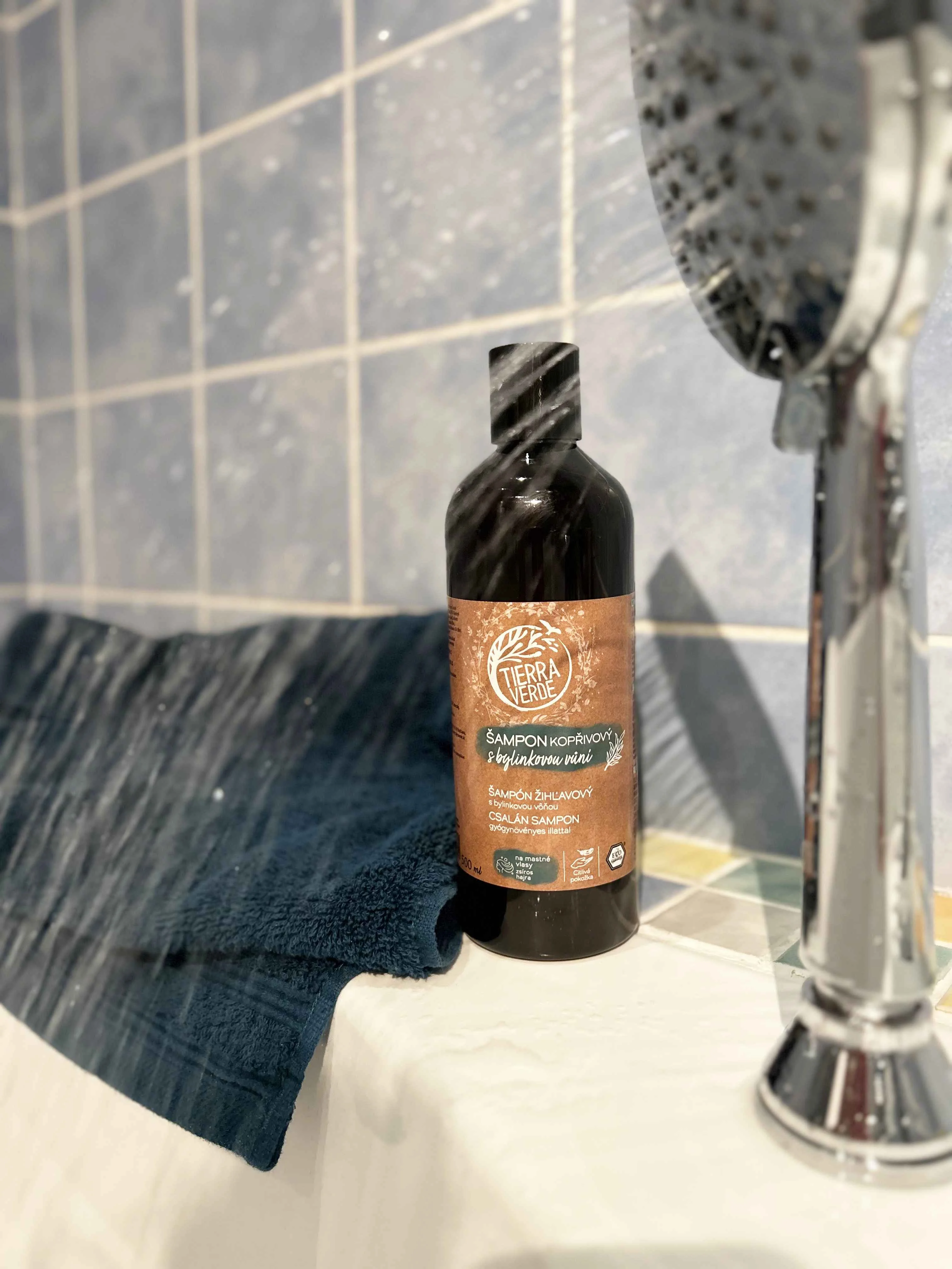 Tierra Verde Nettle Shampoo with Herbal Fragrance 300 ml - for Oily Hair