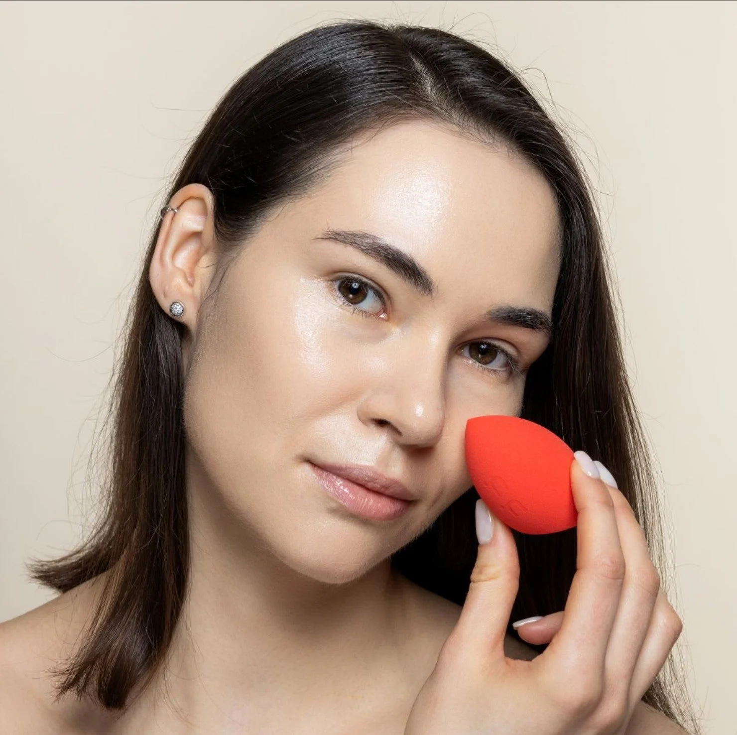 Uoga Uoga Sponge for Makeup and BB Cream - For a Natural Look