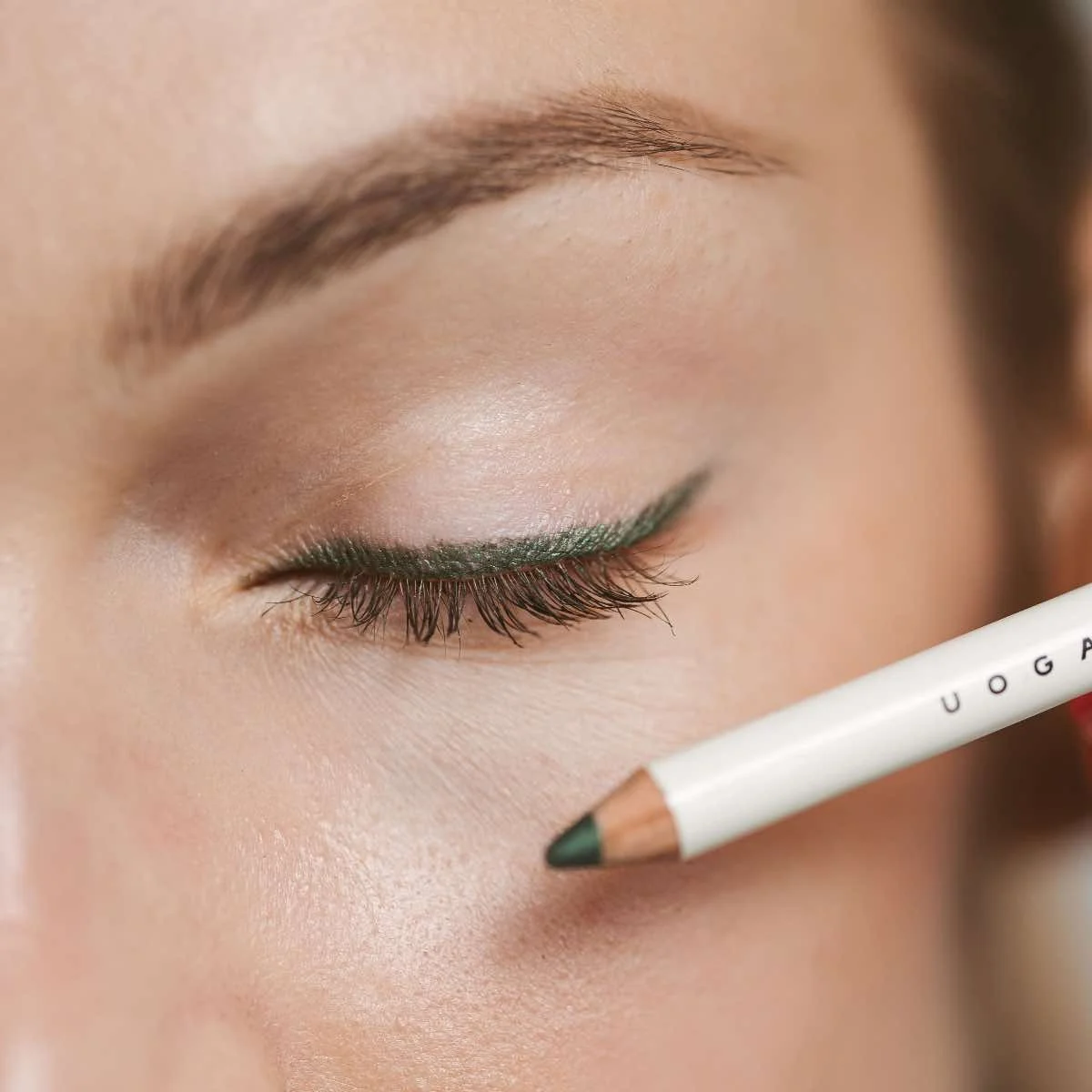 Uoga Uoga Soft Organic Eye Pencil 851 Melting Chocolate - Dark Brown - 4 shades for every look