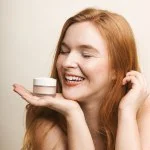 Uoga Uoga Mineral powder foundation with amber (10 g) 806 Goddess of Gold - light, natural, SPF 15