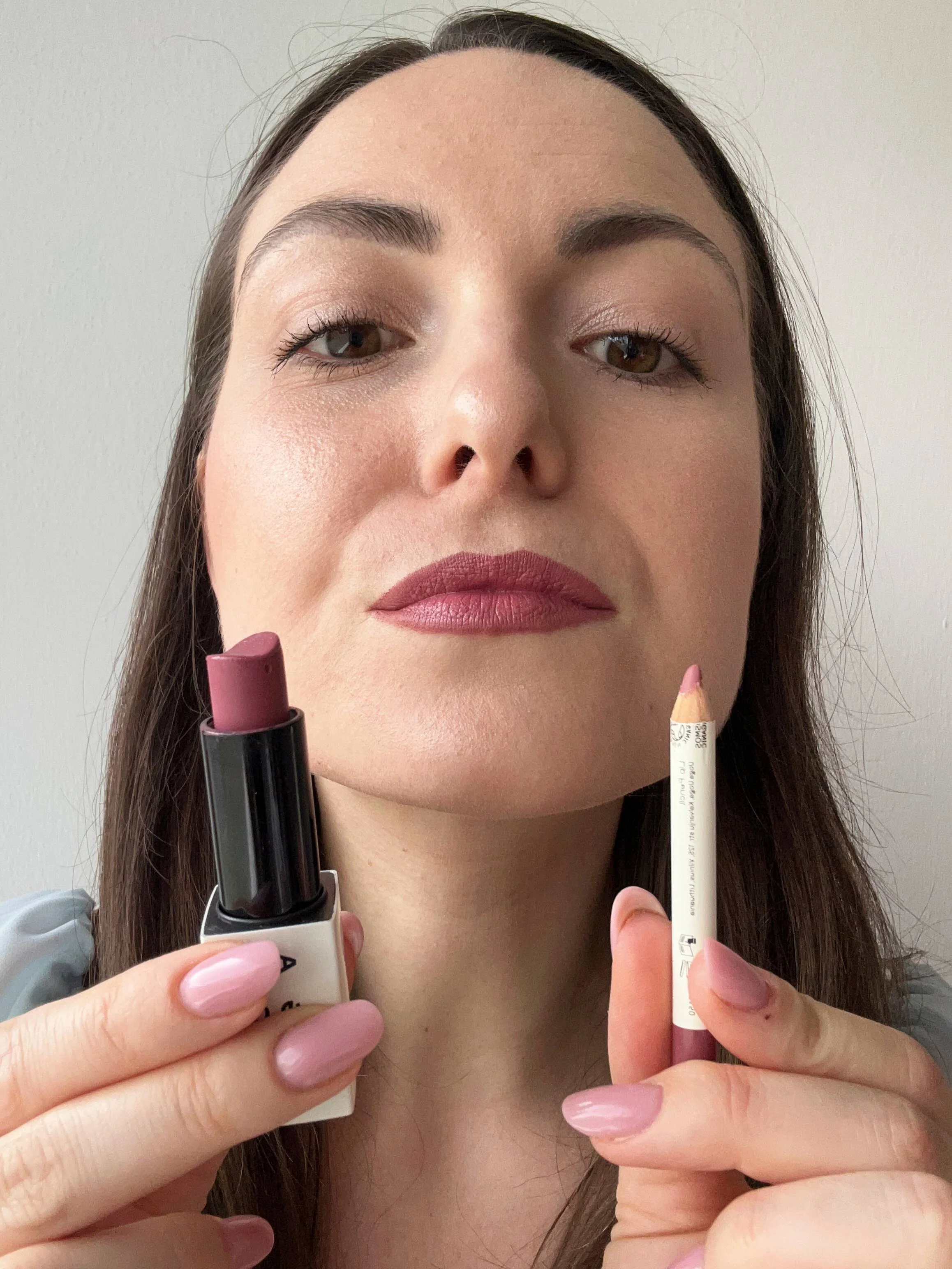 Uoga Uoga Nourishing Lipstick (4 g) 611 Chocoberry - 6 mineral-based shades