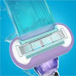 Venus Deluxe Smooth Swirl Razor Blade Refills 4 pcs