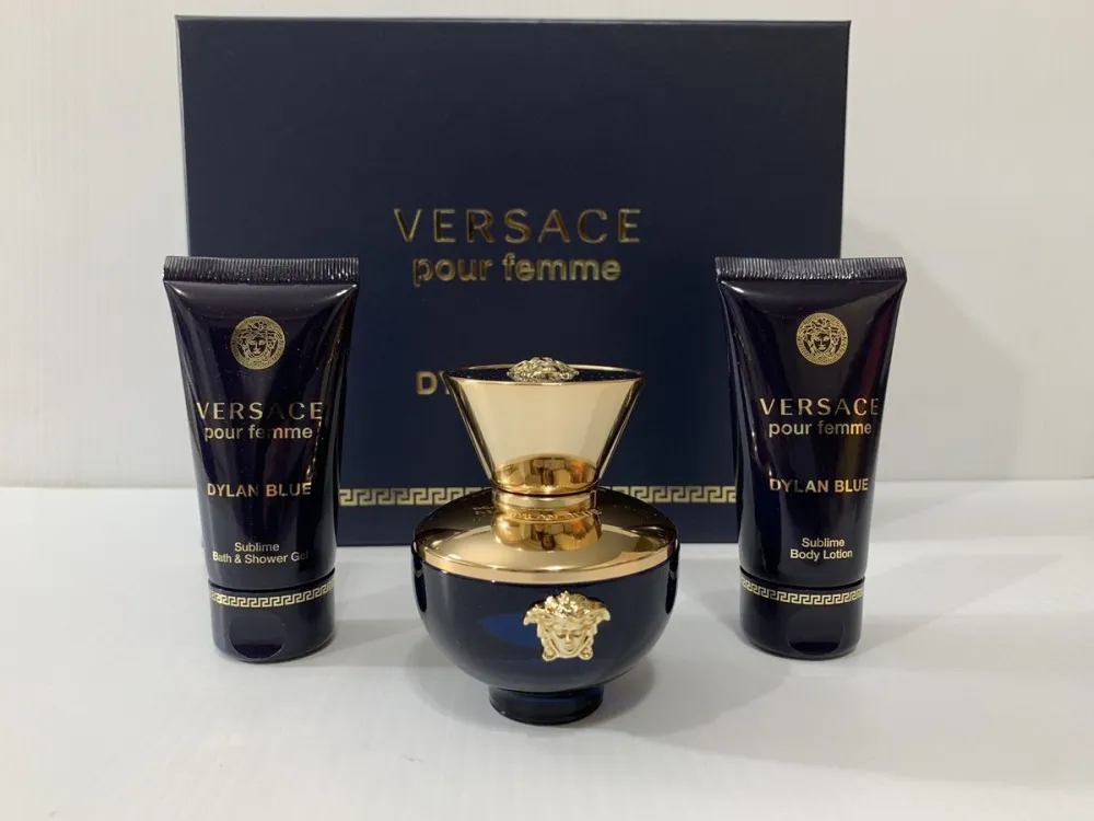 Dylan Blue Pour Femme gift set for women: Eau de Parfum 50 ml + Body Lotion 50 ml + Shower Gel 50 ml 50 ml + tělové mléko 50 ml + sprchový gel 50 ml