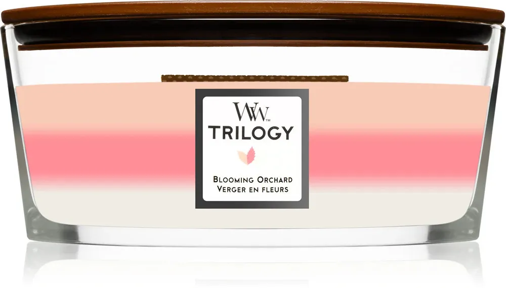 Trilogy Blooming Orchard scented candle with a wooden wick 453.6 g 453,6 g