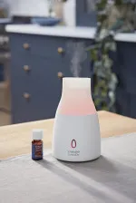 Black Cherry ultrasonic aroma diffuser and fragrance oil Yankee Candle Black Cherry ultrazvukový aroma difuzér a vonný olej