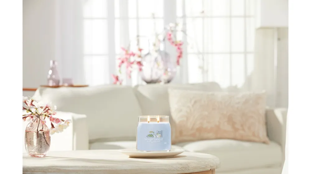 Clean Cotton Signature Medium Candle 368 g