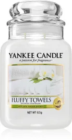 Fluffy Towels scented candle 411 g