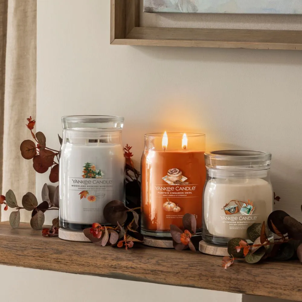 Woodland Weekend Memories Signature Large Candle 567 g