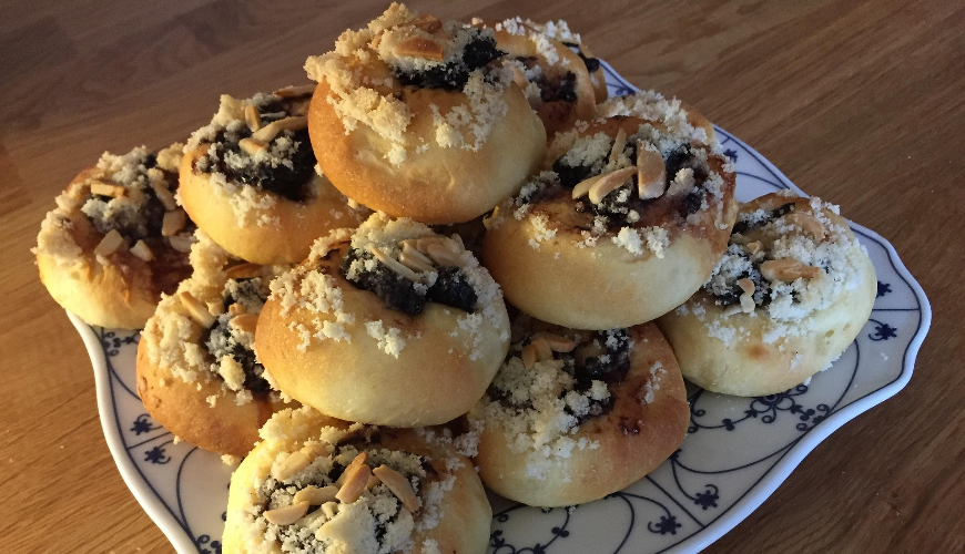 You can bake double-crust pies at home so that they are moist, richly filled, and beautifully fragra