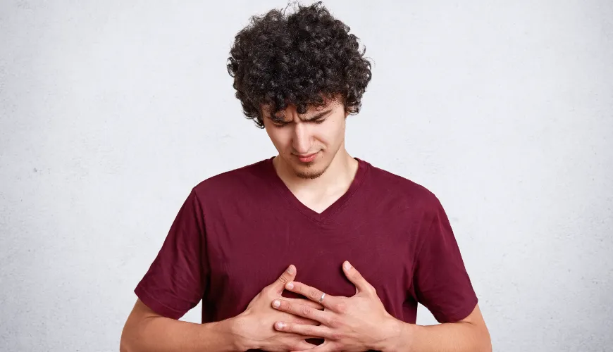 Chest pain from the back has clear causes and solutions