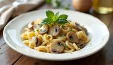 Oyster mushrooms are suitable for soups and pasta because they are quick to prepare and filling.