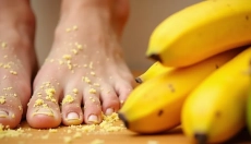 How to Beat Cracked Heels and Restore Smoothness to Your Feet