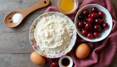 Fluffy Mug Cake with Fruit, Scented with Summer