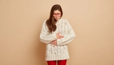 How to Get Rid of Bloating with Home Remedies and Herbs